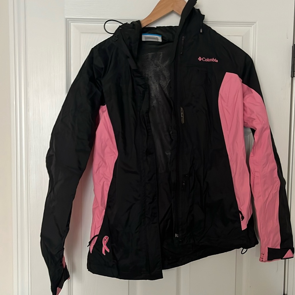 Columbia hooded rain jacket
